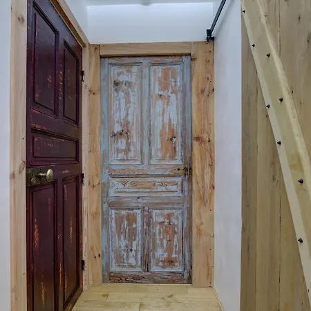 La Dormeuse Du Val Chambon-sur-Lac