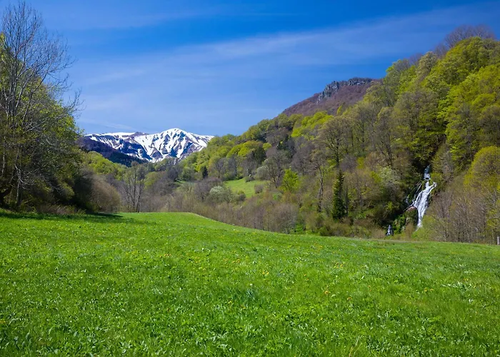 Holiday home La Dormeuse Du Val *